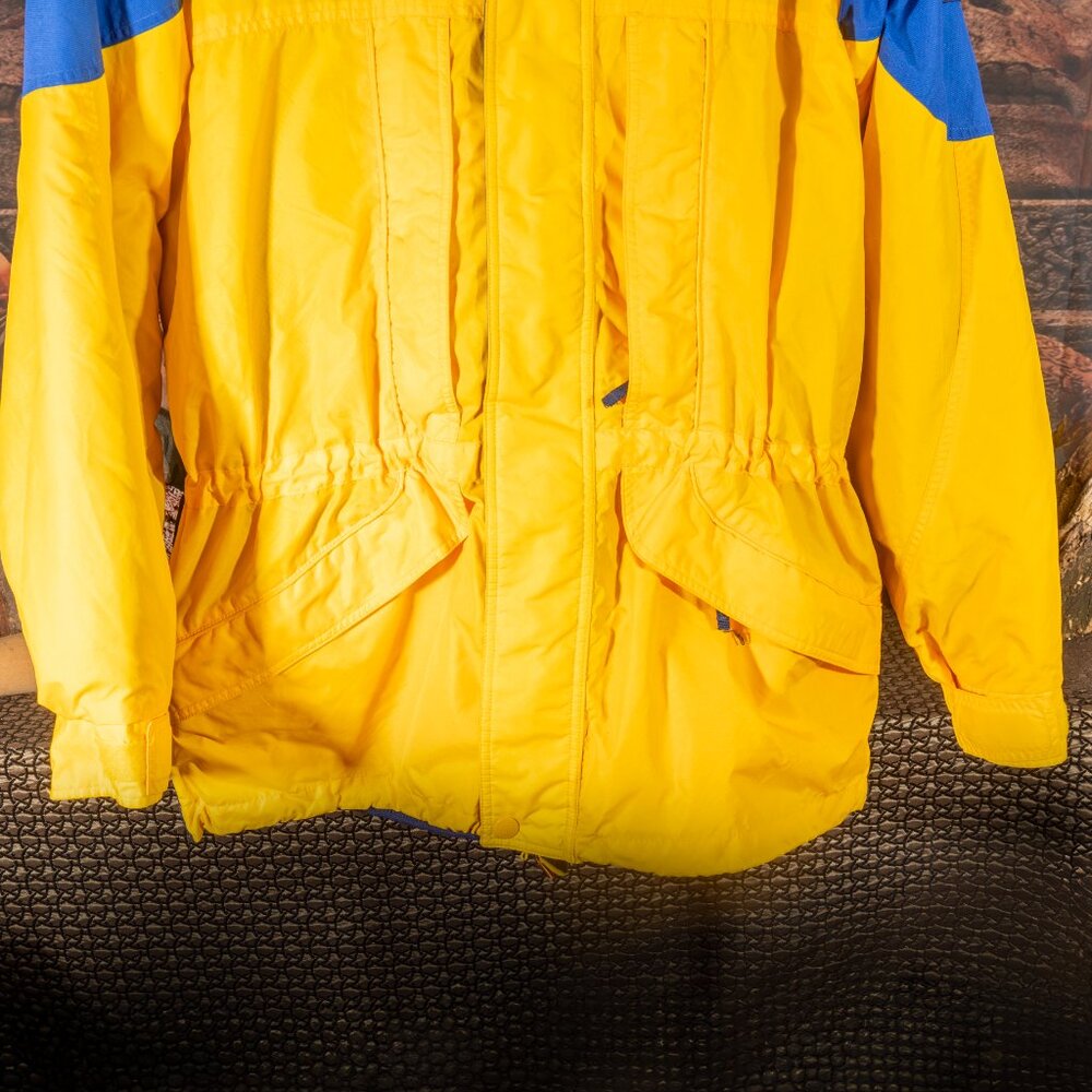 Columbia Winter  yellow Jacket  LG Outer shell lined Water Resistance - Picture 9 of 16